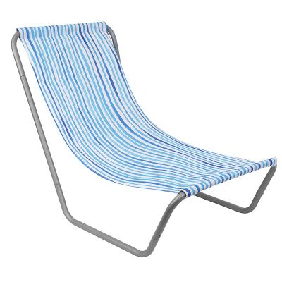 6. FOLDABLE GARDEN AND BEACH CHAIR AND BLUE LINES BAG