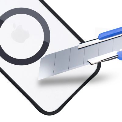 2. 3mk Satin Armor MagCase for Apple iPhone 16e / SE 4 - Transparent