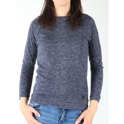 3. Lee Sweater L53AUT35