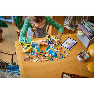 12. LEGO Friends 42689 - Heartlake Clubhouse