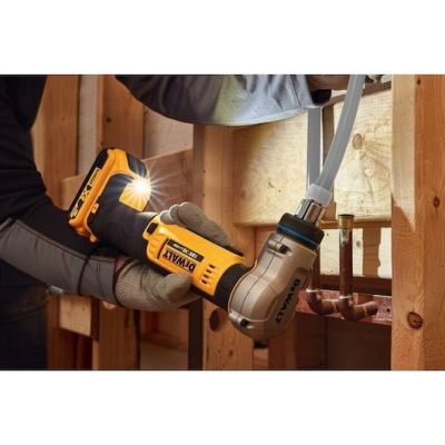 5. PEX pipe expander 18V XR 2x2 Ah