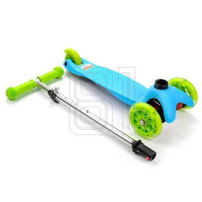 10. Tricycle scooter with wheels Led Meteor Jr 22500