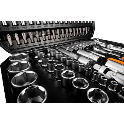 14. Socket wrench set 1/2", 1/4", 110 pcs, satin