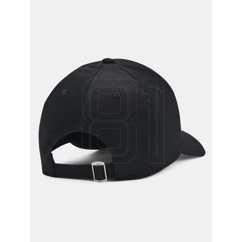 2. Under Armor M 1381645-001 baseball cap