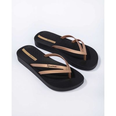 3. Ipanema women's flip-flops Bossa Soft comfortable fashionable for the beach
