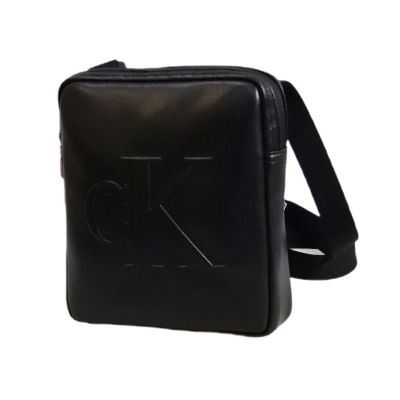 2. Calvin Klein Crossbody Bag Black - ZM0ZM02871 8DS