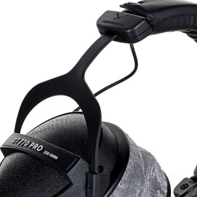4. Beyerdynamic DT 770 PRO 250 OHM - Closed Studio Headphones