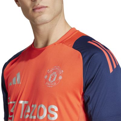 5. adidas Manchester United Training JSY M IT2011 T-shirt