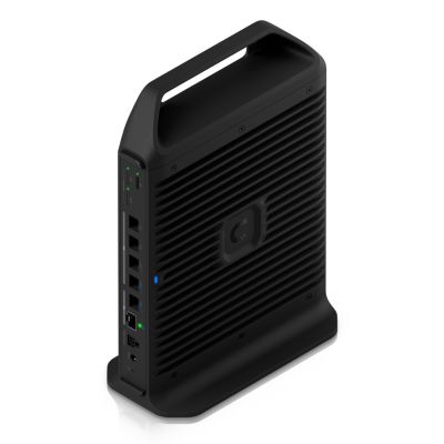 13. Ubiquiti UCG-Industrial gateway/controller 1000, 2500, 10000 Mbit/s