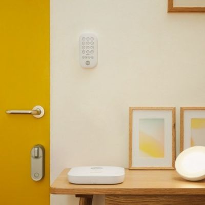 10. Yale Smart Alarm Keypad, 4-Zone Security Control