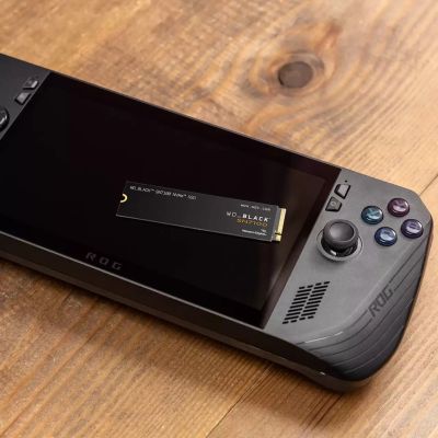 11. WD Black SN7100 500GB M.2 NVMe WDS500G4X0E SSD