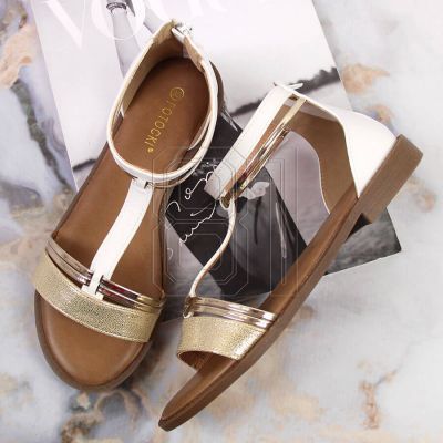 3. Roman sandals Potocki W WOL73B white