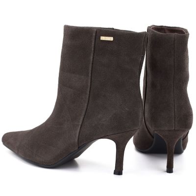 5. Women's leather ankle boots with a low heel, suede, brown, Big Star UU274492