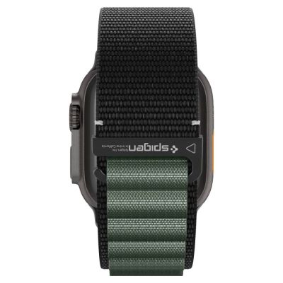 5. Strap Spigen WBF1 Strap for Apple Watch 44 / 45 / 46 / 49 mm - Black and Green