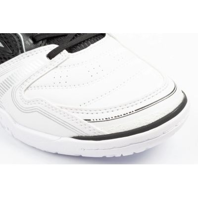 4. Joma Men's Dribling 2632IN Indoor Football Shoes