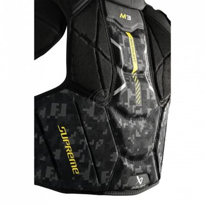 4. Bauer Supreme M3 Int M 1061868 Hockey Shoulder Pads