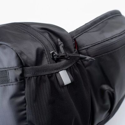 4. Hi-Tec Sudetes Waistpack 92800551841