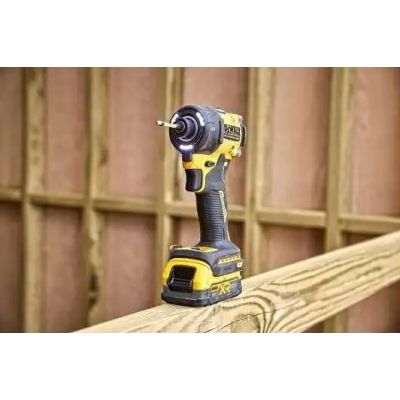 6. 1/4" 18V XR DCF870N DEWALT Impact Driver