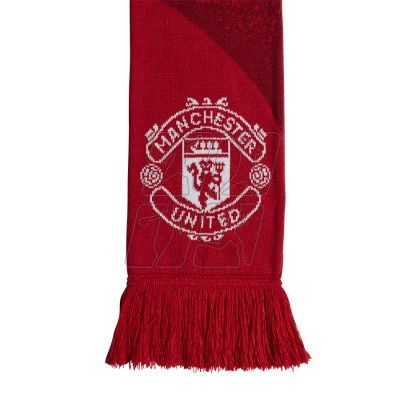 6. Adidas Manchester United Scarf IY0440