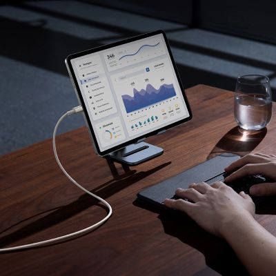 11. Baseus Tungsten Gold USB-C / USB-C 100W 2m cable - gold