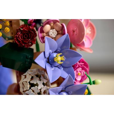 10. LEGO Botanical Collection 11503 - Flower Wall