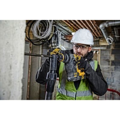 4. DeWALT DCH274P2T-QW 1100 RPM SDS Plus Rotary Hammer
