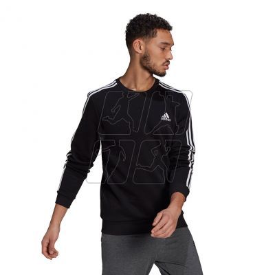 6. Adidas Essentials Sweatshirt M GK9106