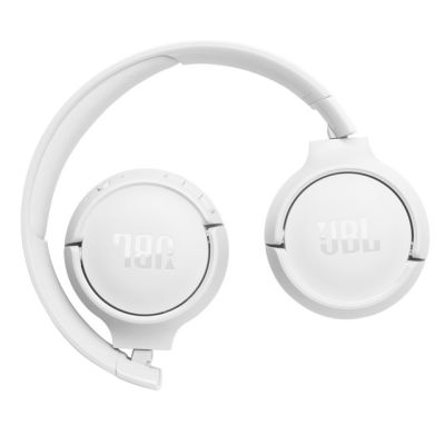9. JBL TUNE 520 BT headphones (white, wireless, on-ear)