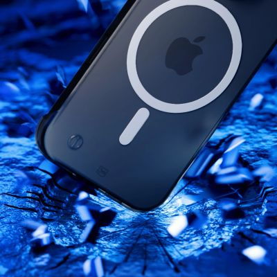 8. 3mk Just20g MagCase for iPhone 15 Pro - transparent