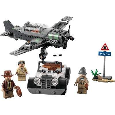 3. LEGO INDIANA JONES 77012 PLANE CHASE