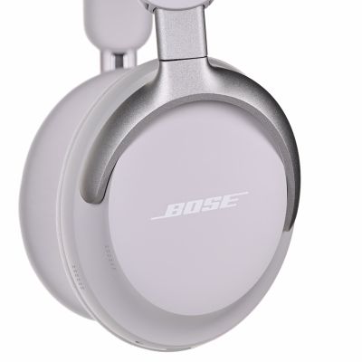 7. Bose QC Ultra white headphones