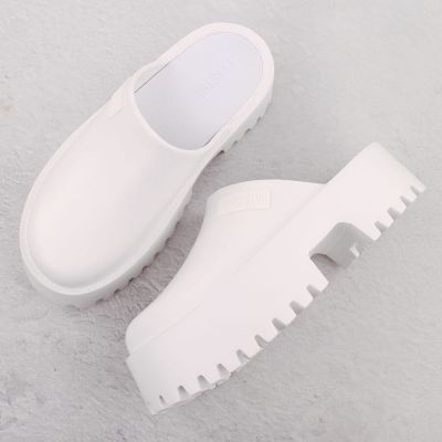 13. Big Star W NN274015 INT2083B chunky sole clogs