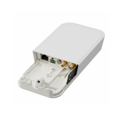 3. Mikrotik wAP LoRa8 kit router - 300 Mbps, LAN 10/100 Mbps, 9-30V power supply, ceiling mounting, white housing, internal and external antenna, Atheros QCA9531 650 MHz, 16 MB Flash