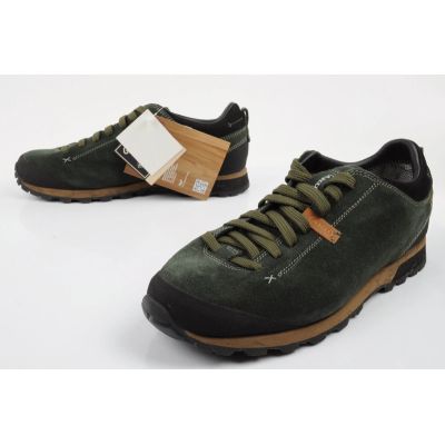 8. Aku Bellamont Gore-tex men's trekking shoes durable hiking green