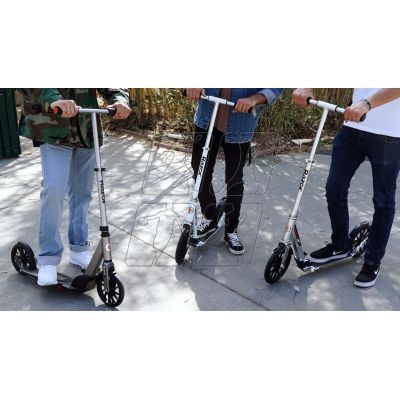 7. Razor A5 Lux Scooter 13073001 (silver)