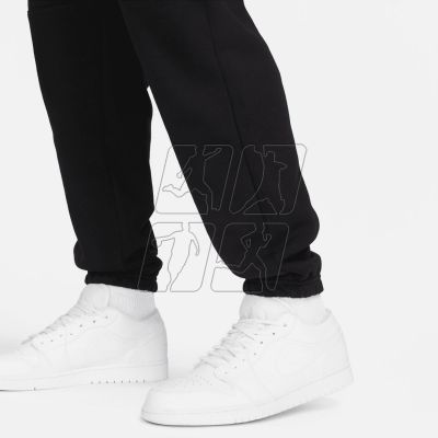 4. Nike Jordan Jumpman M DJ0260-010 pants