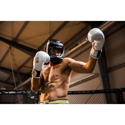 21. Boxing helmet with visor M – Ninja