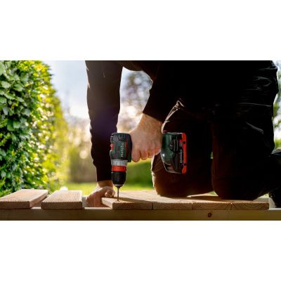 10. Metabo BS 18 L BL Q 1700 RPM 900 g Black, Green, Red, Silver