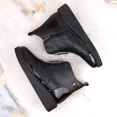 7. Leather insulated ankle boots with zipper Filippo W PAW483 black