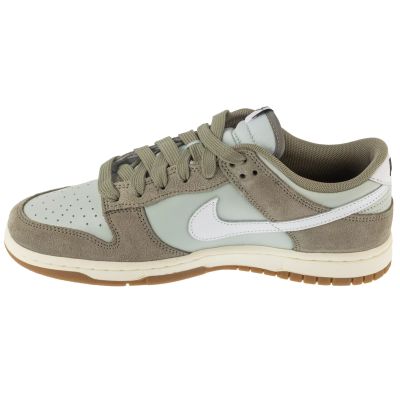 2. Nike Dunk Low Retro SE IB6399-002 Green 40