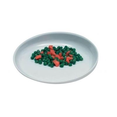 A plate with a high rim
