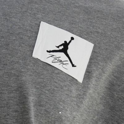 3. Men's Air Jordan Flight Essentials Oversized Tee "Carbon Heather" - DZ7313-091