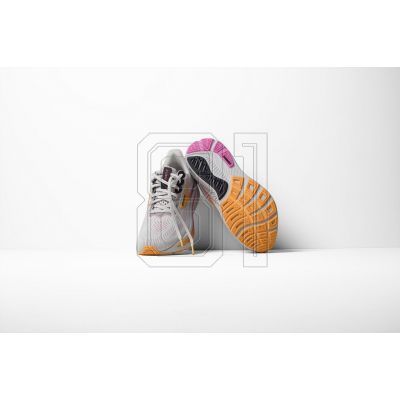 8. Ghost 17 Women's Light Gray Asphalt Running Shoes