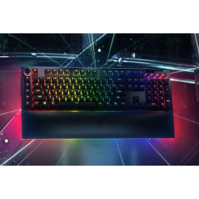 5. Razer BlackWidow V4 Pro Gaming Keyboard USB QWERTZ German Black
