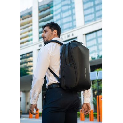 34. XD DESIGN BIZZ BACKPACK BLACK P/N: P705.931