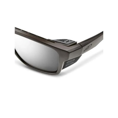 5. Julbo Shield M Glasses - Matte Black | Reactiv Performance 2-4 Dl Bleu