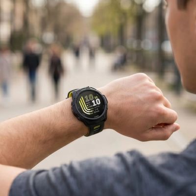 5. Tech-Protect Defense Air Case for Garmin Forerunner 70 / 170 - Black