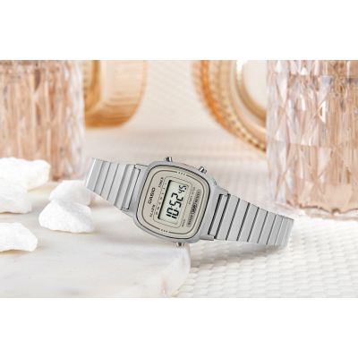 6. CASIO Vintage LA670WEA-8AEF Women's Watch + BOX