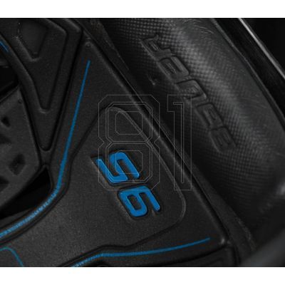 9. Bauer Re-akt 95 Hockey Helmet 1052686