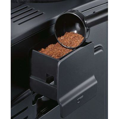 5. SIEMENS TE 651319RW espresso machine
